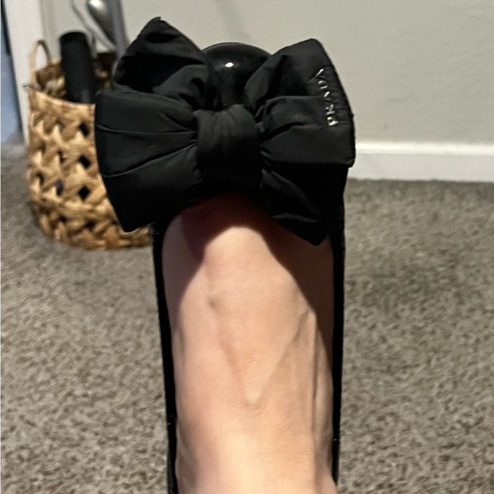 Prada Black Bow Detail Flats - Picture 4 of 7